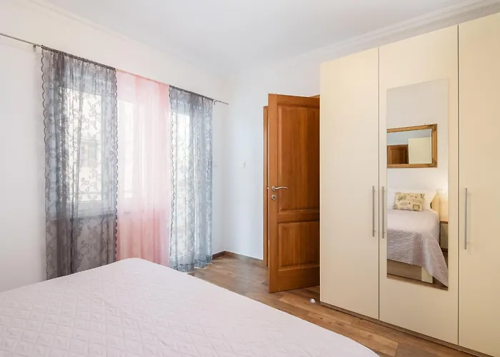 Jasmir - Free Parking Near The Appartement *