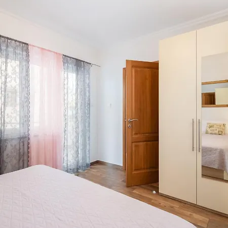 Jasmir - Free Parking Near The Apartment *