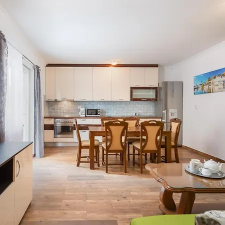 Apartment Jasmir - Free Parking Near The *