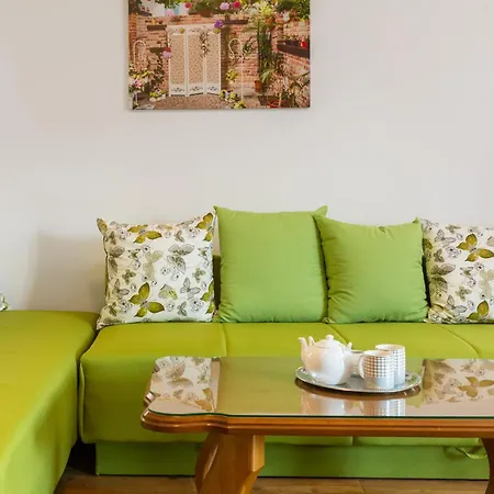 Jasmir - Free Parking Near The Apartman Makarska